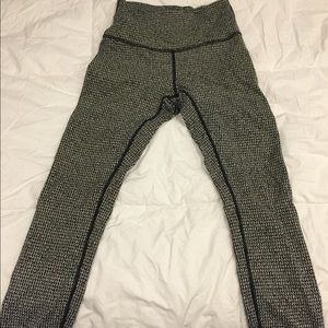 Lululemon teeny tooth high times